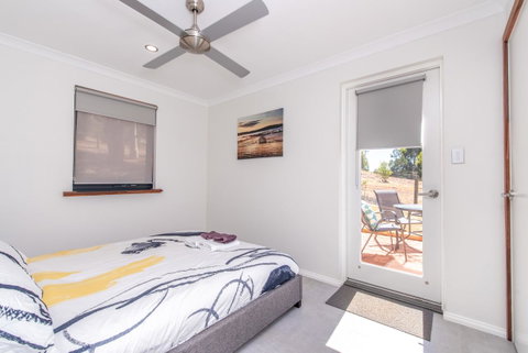 'Bindoon Valley Escape' Cottage - Winery Find 2