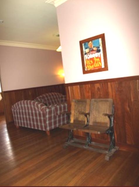 Pemberton Old Picture Theatre Holiday Apartments - Winery Find 23