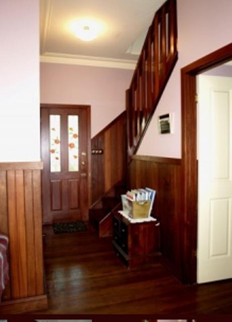 Pemberton Old Picture Theatre Holiday Apartments - Winery Find 2