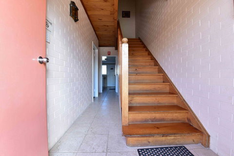 Kalbarri Sunset Villa - Winery Find 20