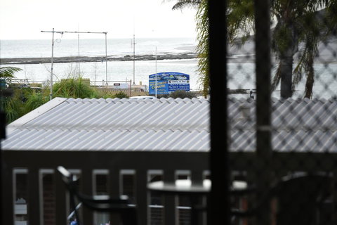 Kalbarri Sunset Villa - Winery Find 14