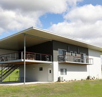 Lot113 Vineyard Accommodation - Winery Find