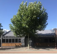 JJ's Backpackers - Winery Find