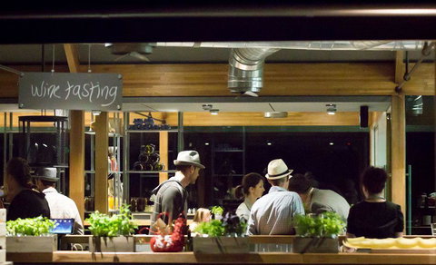Sienna Lodge - Winery Find 26