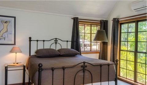 Sienna Lodge - Winery Find 1