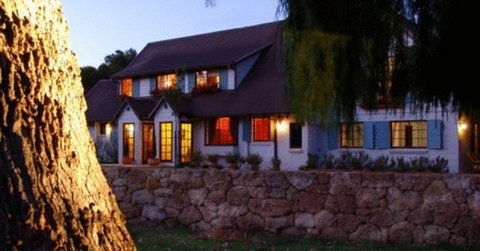 Sienna Lodge - Winery Find 19