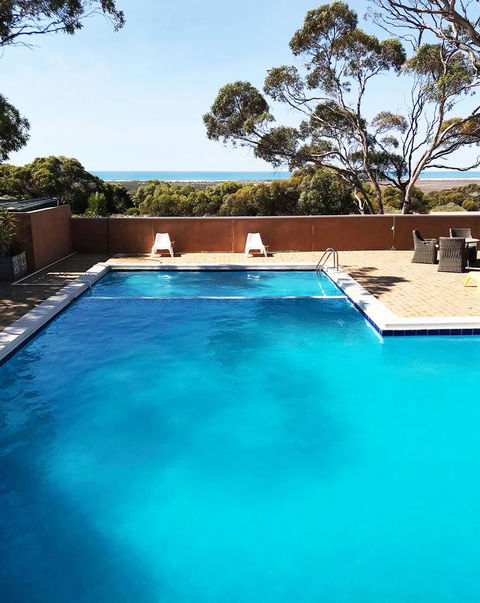 EUCLA MOTOR HOTEL - Winery Find 37