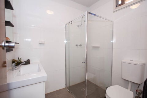 EUCLA MOTOR HOTEL - Winery Find 22