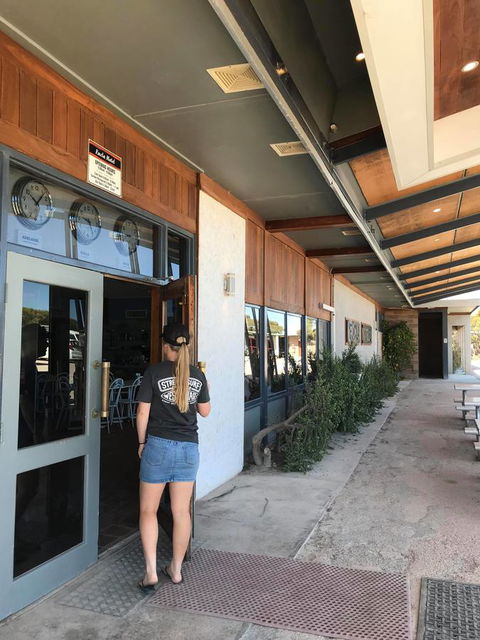 EUCLA MOTOR HOTEL - Winery Find 35