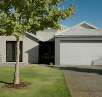 THE SANCTUARY LUXURY HOLIDAY HOME - Winery Find