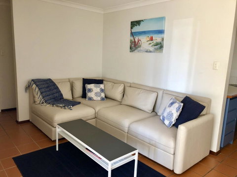Scarborough Beach Front Resort - Shell Four - Winery Find 9