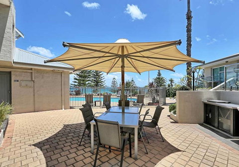 Scarborough Beach Front Resort - Shell Four - Winery Find 15