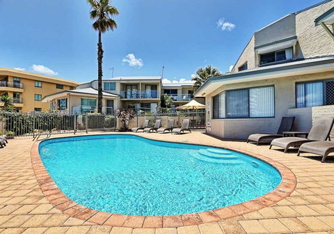 Scarborough Beach Front Resort - Shell Four - Winery Find 14