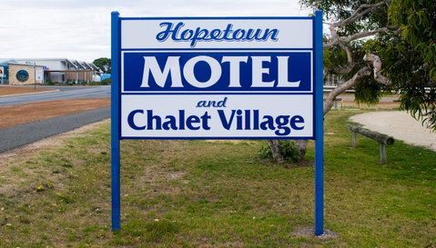 Hopetoun Motel & Chalet Village - Winery Find 5
