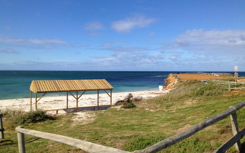 Hopetoun Motel & Chalet Village - Winery Find 4