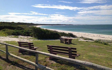 Hopetoun Motel & Chalet Village - Winery Find 3