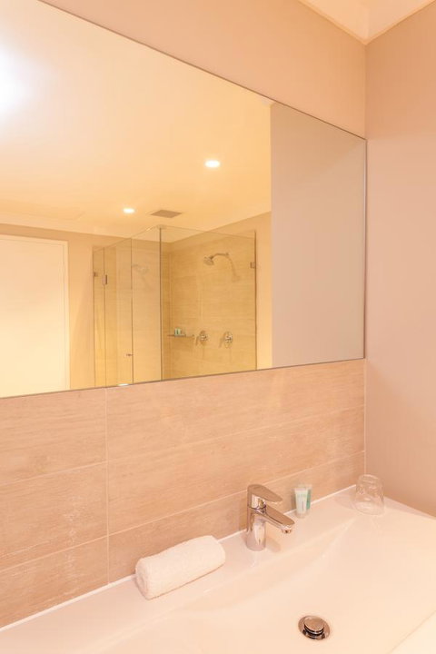 The Marina Hotel - Mindarie - Winery Find 13