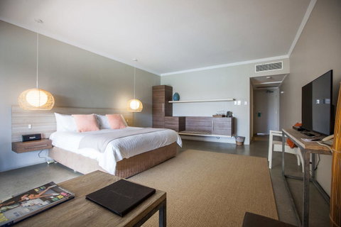 The Marina Hotel - Mindarie - Winery Find 4