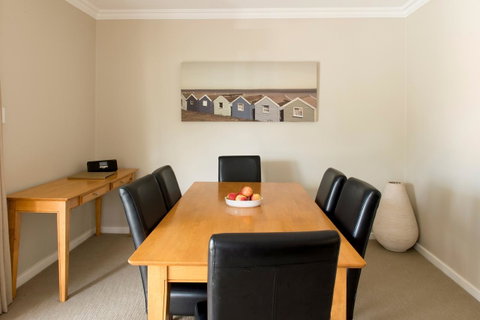 The Marina Hotel - Mindarie - Winery Find 25