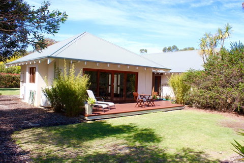 Moana Spa Villas - Prime Yallingup Location - Winery Find 0