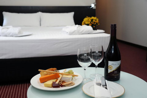 Hotel Grand Chancellor Launceston - Winery Find 28