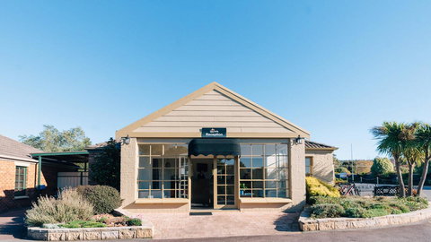 Country Club Villas - Winery Find 2