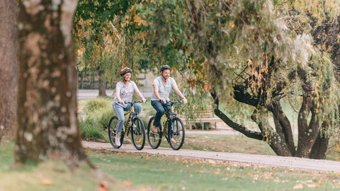 Country Club Villas - Winery Find 7
