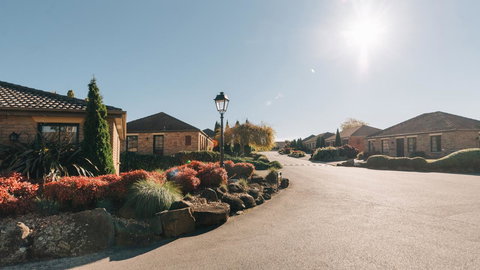 Country Club Villas - Winery Find 1