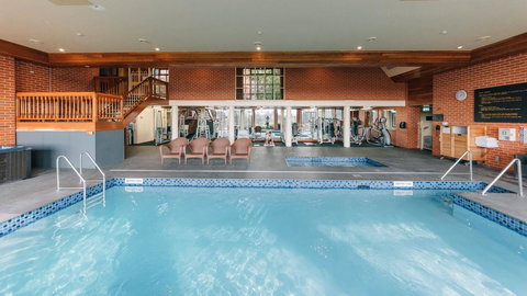 Country Club Tasmania - Winery Find 21