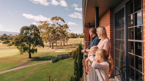 Country Club Tasmania - Winery Find 26