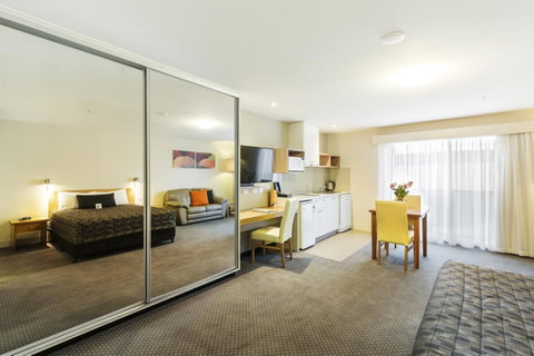 The Old Woolstore Apartment Hotel - Winery Find 21