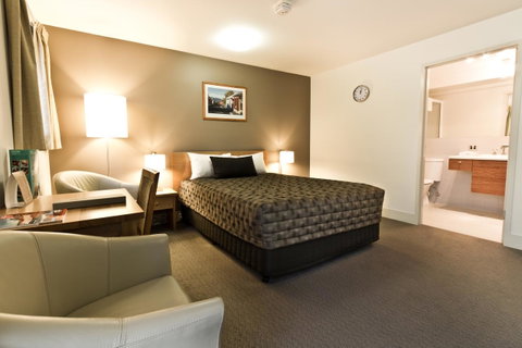 The Old Woolstore Apartment Hotel - Winery Find 24