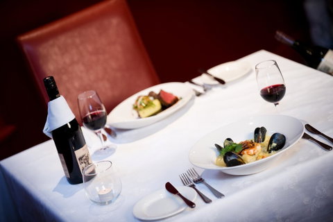 The Old Woolstore Apartment Hotel - Winery Find 39