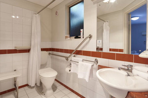 Elphin Serviced Apartments - Winery Find 32