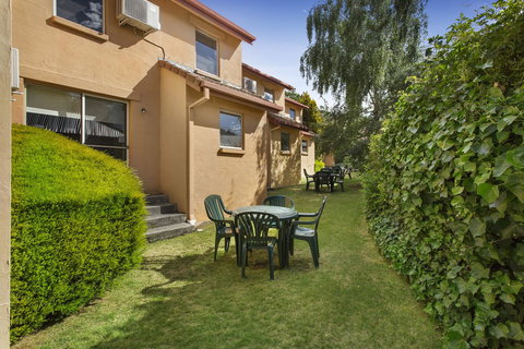 Elphin Serviced Apartments - Winery Find 41