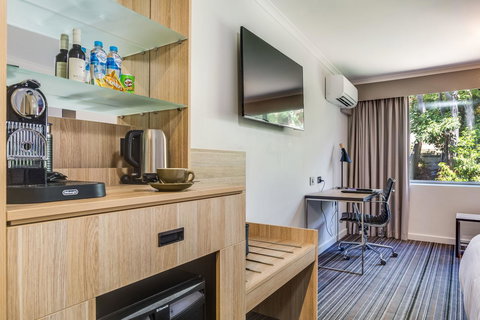 Mercure Launceston - Winery Find 14