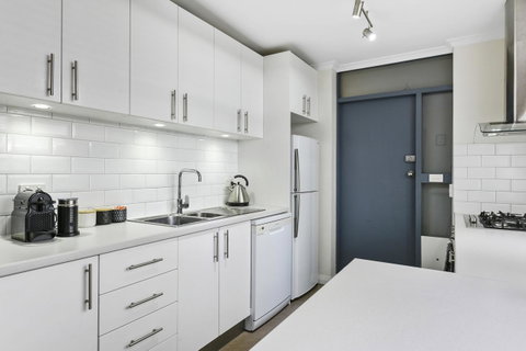 Trinity Hill Apartments - Winery Find 7