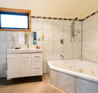 Driftwood Strahan Villas - Winery Find