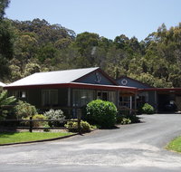 The Crays Accommodation - Winery Find