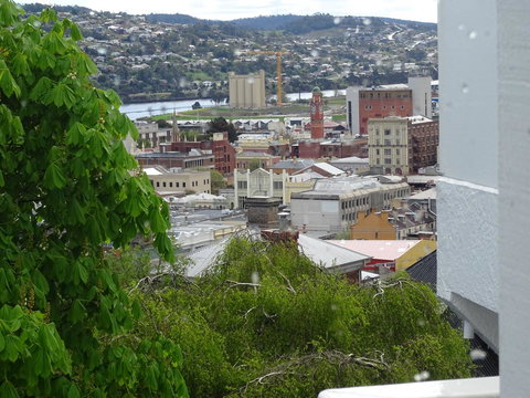Highbury Apartments - Winery Find 18