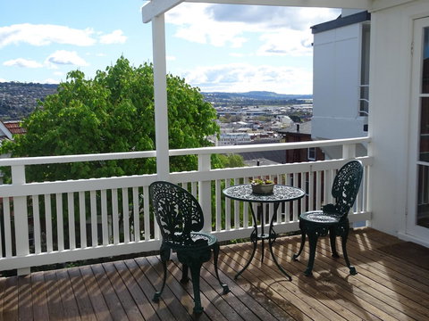 Highbury Apartments - Winery Find 32