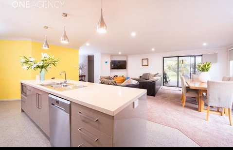Euphoria House - Winery Find 14