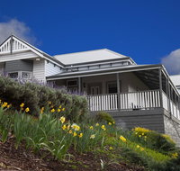 House on the Hill Bed and Breakfast - Winery Find
