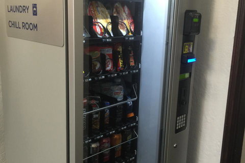 Newcastle Tighes Hill Accommodation - Winery Find 1