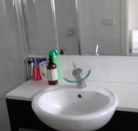 Nice single room in modern townhouse - Winery Find