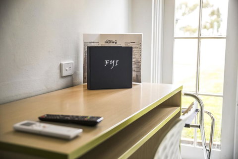 Nightcap At Skyways Hotel - Winery Find 2