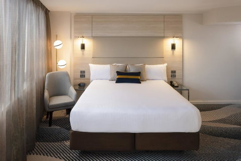 Novotel Sydney Parramatta - Winery Find 3