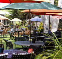 Oakdene Vineyards Guesthouse - Winery Find