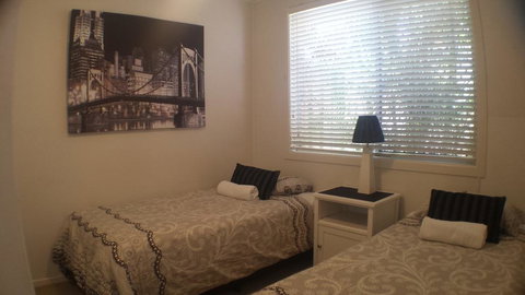 Oceana Holiday Units - Winery Find 3