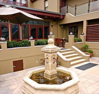 Old Bank Boutique Hotel - Winery Find